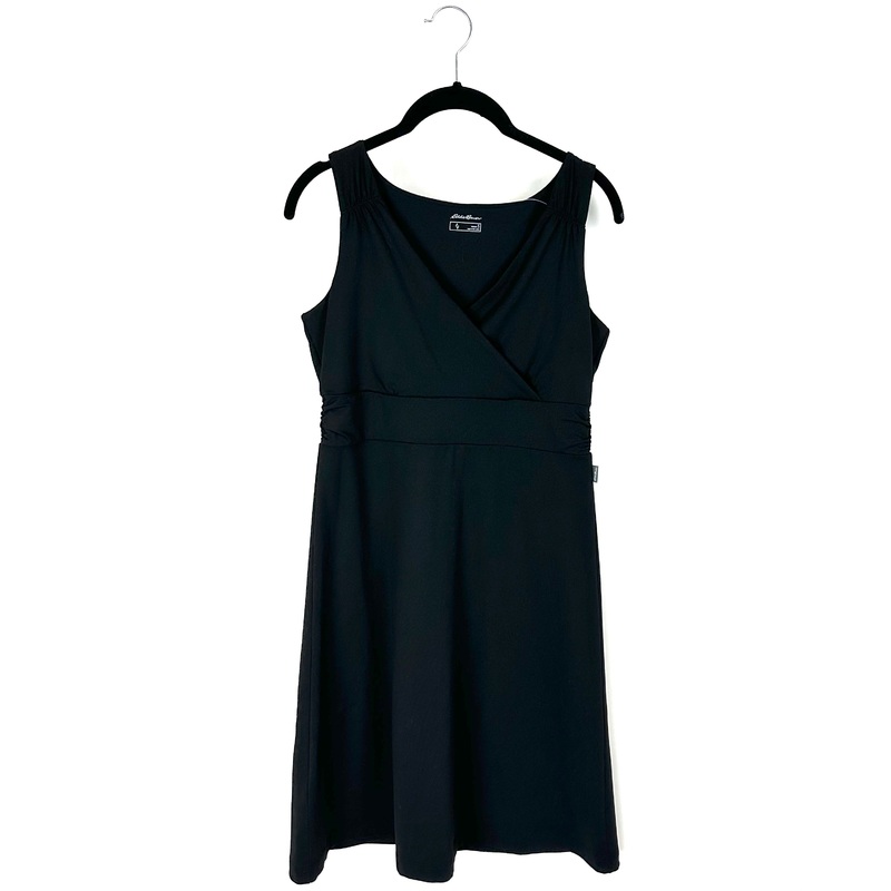 Black Sleeveless Dress – Small