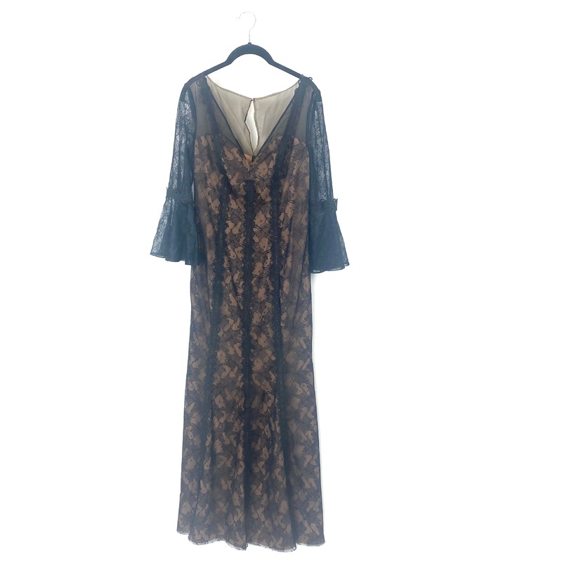 Black and Nude Lace Gown – Small