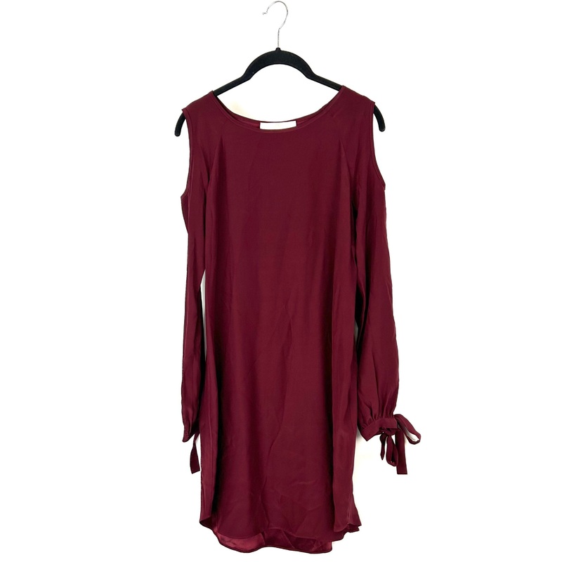 Long Sleeve Burgundy Dress – Size 4-6