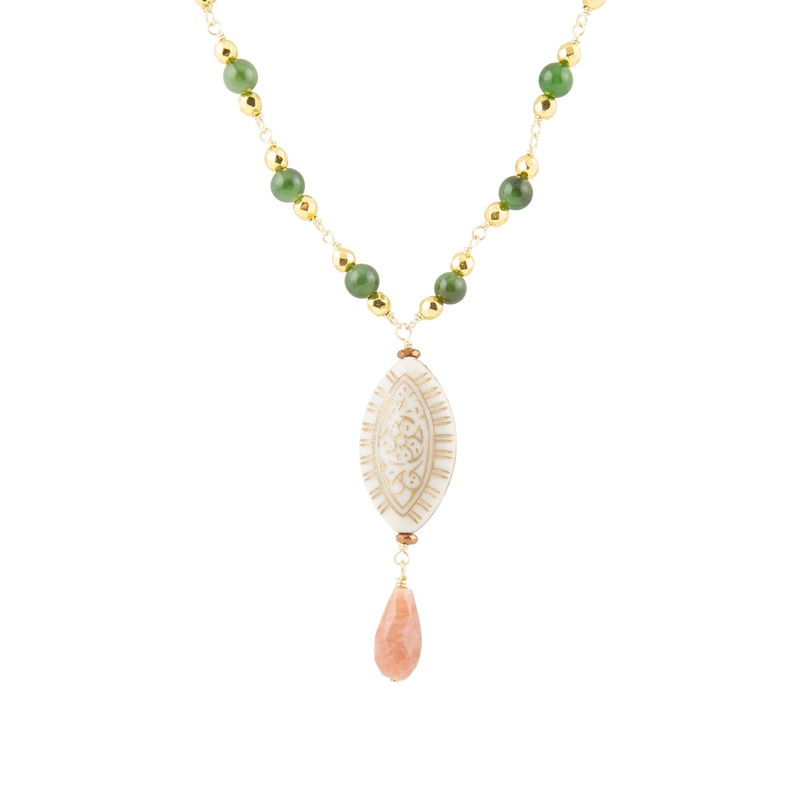 Green Jade and White Golden Pendant Necklace