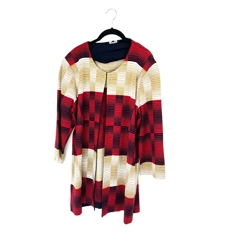Black, Red and Metallic Gold Knit Cardigan – Size 20/22 and 24/26 1X (size 20/22W)