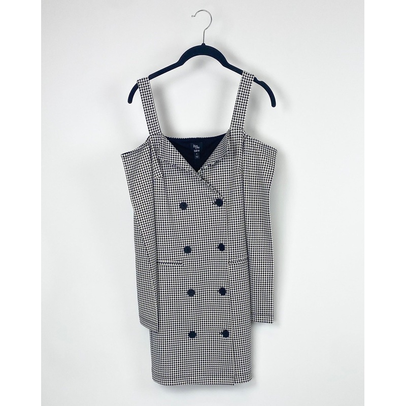 Black and White Double Breasted Dress – Small Small (size 4-6)