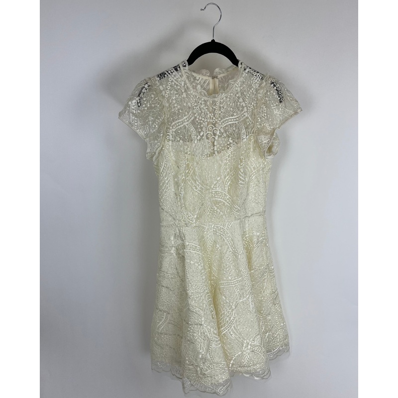 Ivory Lace Tea Dress – Size 4